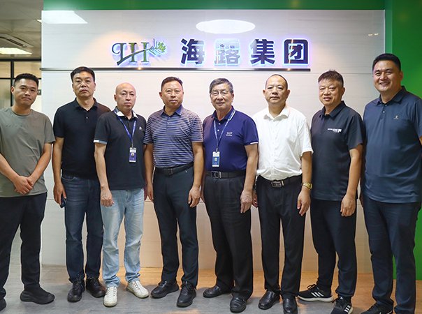 重庆市开州区委农业农村工委书记率队到访集团调研交流